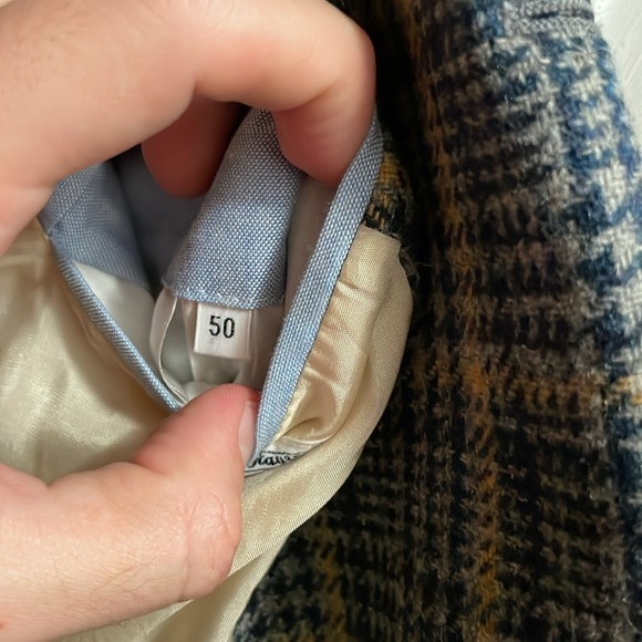 Mens plaid partially lined sport coat. - Picture 6 of 6